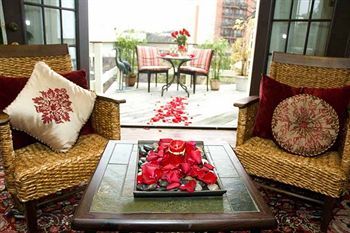On The Riverwalk Bed and breakfast San Antonio